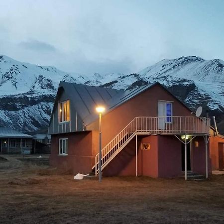 Little Star Villa Kazbegi Eksteriør bilde